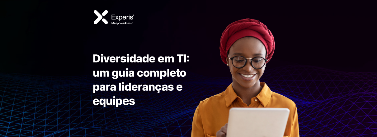 Mulher negra sorrindo ao usar seu tablet, em primeiro plano. À esquerda o título do artigo em fundo escuro.