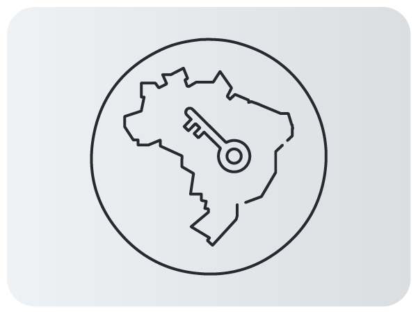 Mapa do Brasil com uma chave posicionada sobre a região central do país.